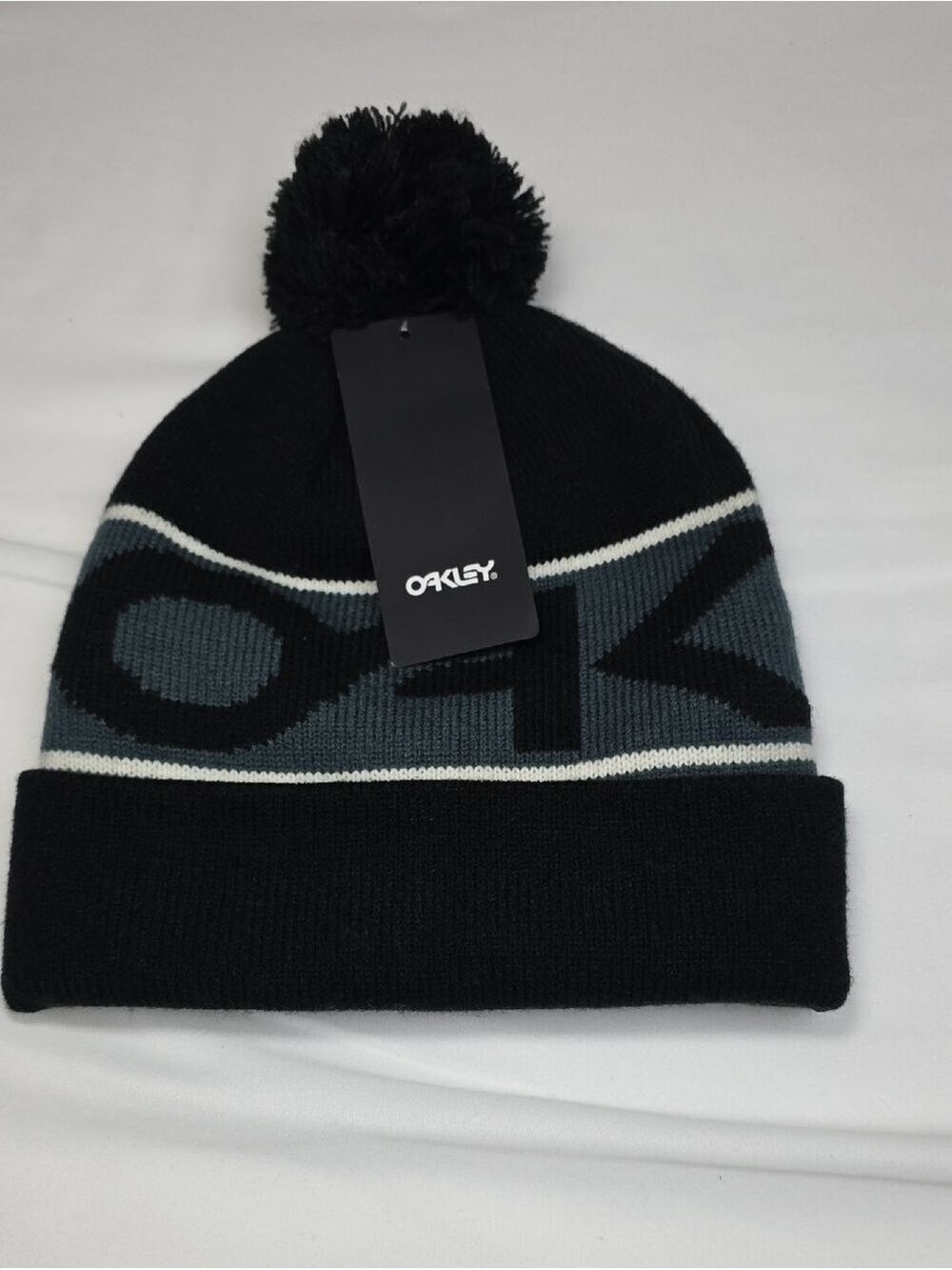 Hole In Hat Oakley Black and Gray Knit Pom Beanie